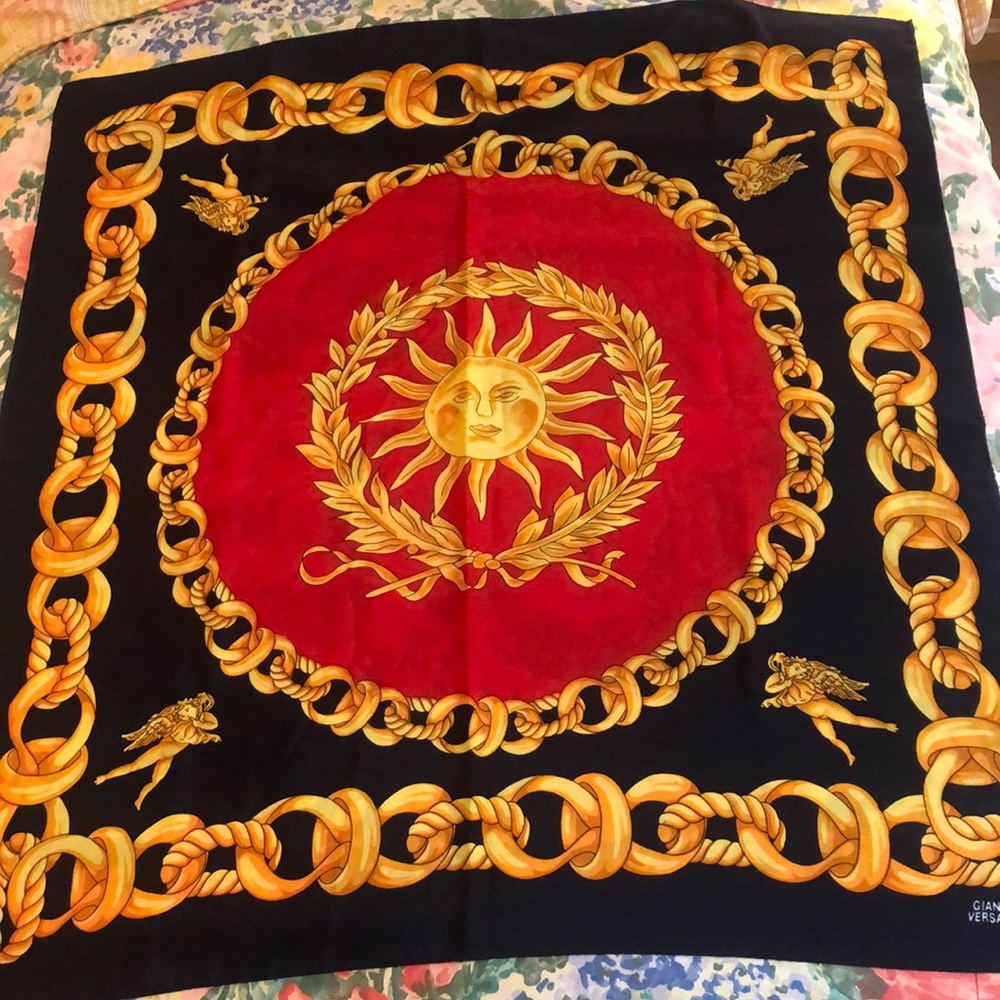 Gianni Versace xl scarf! Sun print